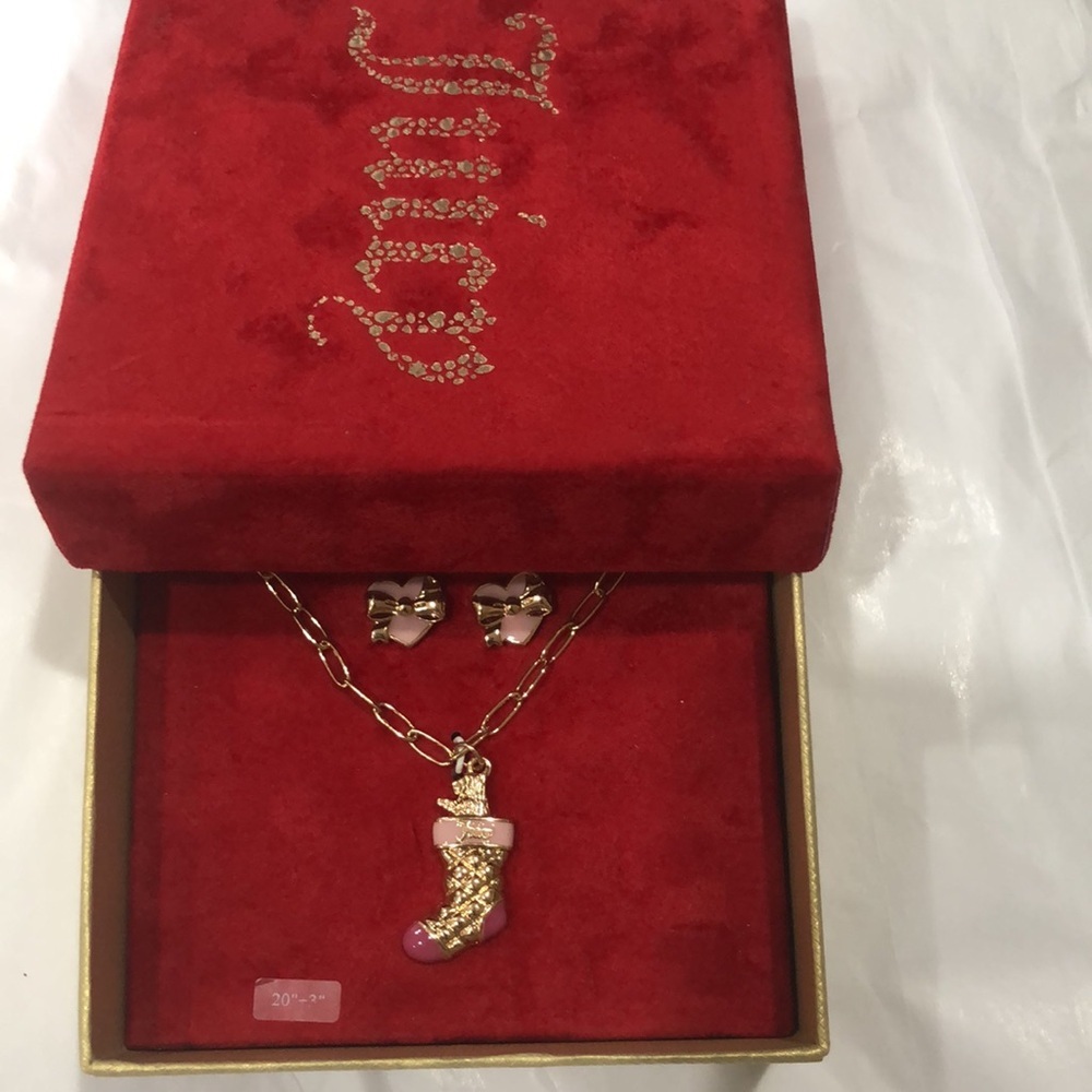 Juicy Couture pink stocking chain link necklace & pink heart shaped earrings set - Picture 8 of 14